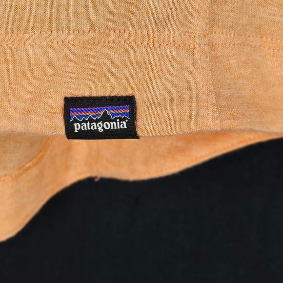 PATAGONIA WOMEN'S ORANGE CAPILENE COOL TRAIL BLOUSE TOP SIZE MEDIUM - Picture 3 of 12